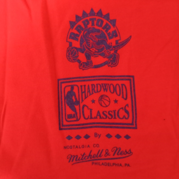 Mitchell & Ness 1st letter stacked graphic Tshirt Toronto Raptors size M - Picture 3 of 5